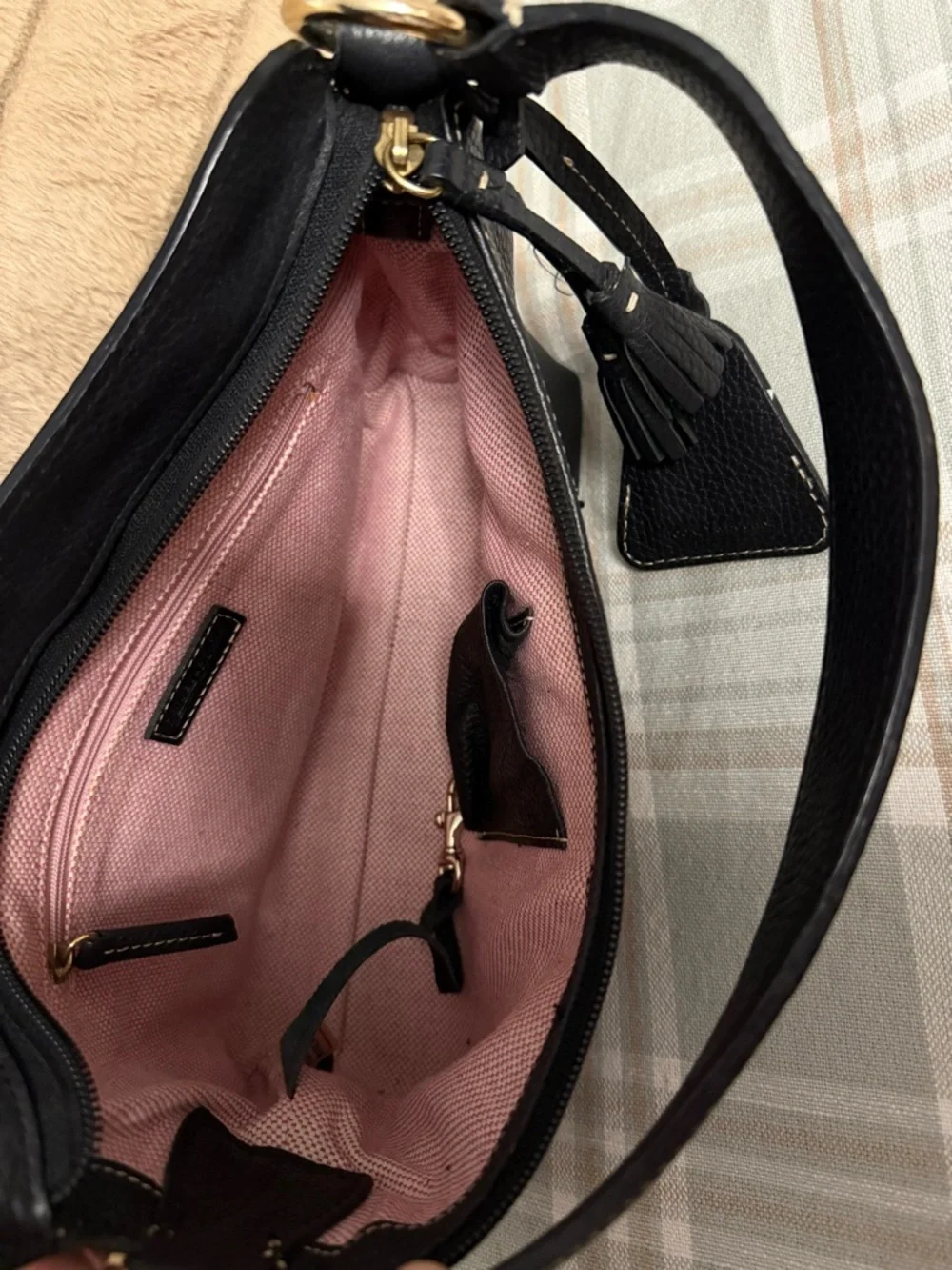 Dooney & Bourke Black Pebbled Leather Shoulder Bag - Picture 4 of 4